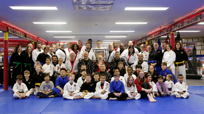 Beginner Muay Thai Kickboxing Classes